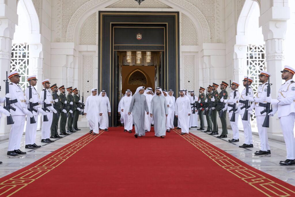 UAE Cabinet Reviews Outcomes of Efforts to Develop Economic, Investment-Related Legislative Framework