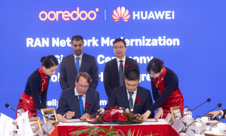 ooredoo-and-huawei-sign-agreement-at-mobile-world-congress-2023