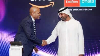 Emirates Group and AWS collaborate to create an immersive online environment.