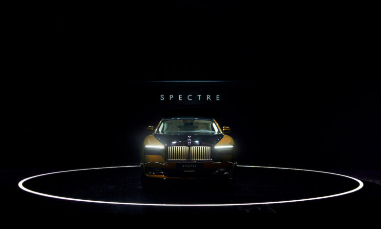ROLLS-ROYCE SPECTRE UNVEILED IN KUWAIT: A ROLLS-ROYCE FIRST AND AN ELECTRIC CAR SECOND