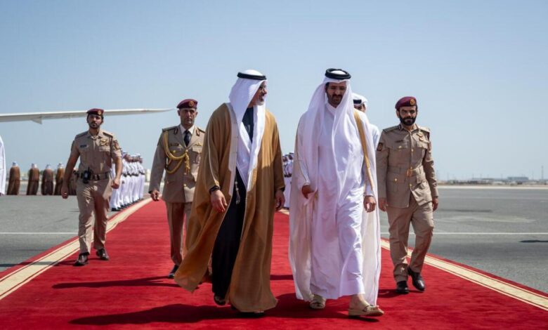 Abu Dhabi Crown Prince Arrives in Qatar on Official Visit