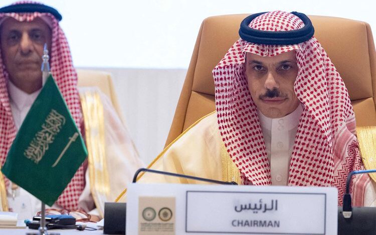 Arab Muslim Leaders meet in Saudi Arabia for Talks on Regional Wars