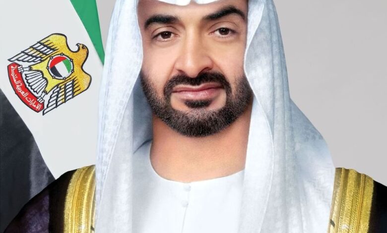 UAE President Offers Condolences to Emir of Qatar over Helicopter Crew Martyrs