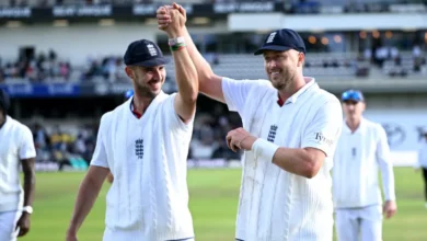 Headingley Collapse: Robinson and Tongue Bowl Out Pakistan for 171 on Day 1